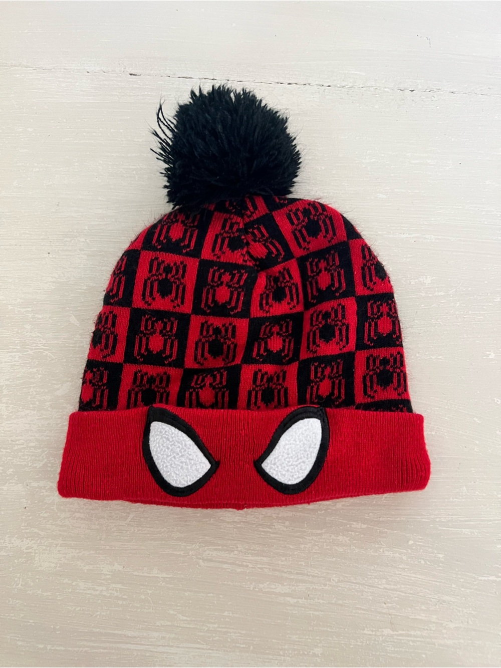 Marvel Spider-Man Beanie Hat Red Black Pom Pom Knit Web OSFM